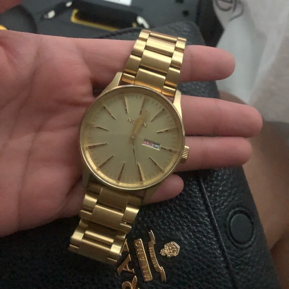 GOLD NIXON WATCH main image 4